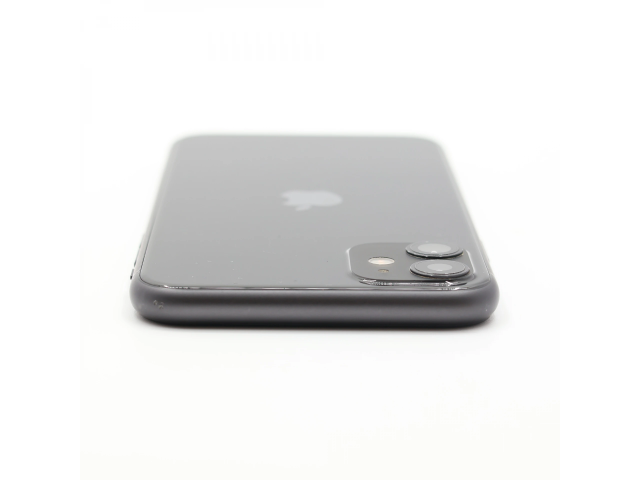 + Ajándékkal és 1 év garanciával! Felújított iPhone 11 64 GB Black
