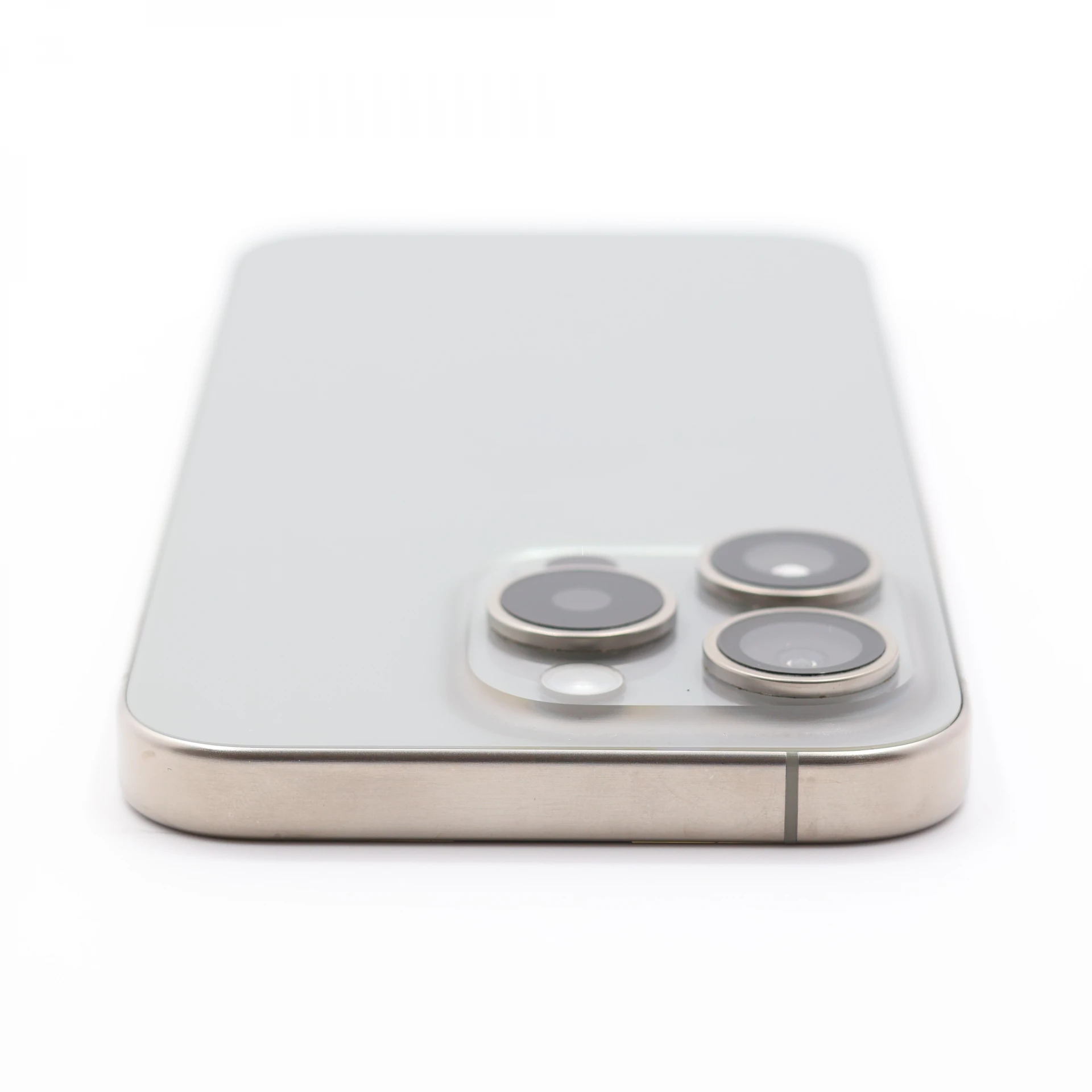+ Ajándékkal és 1 év garanciával! Felújított iPhone 15 Pro 128 GB Natural Titanium