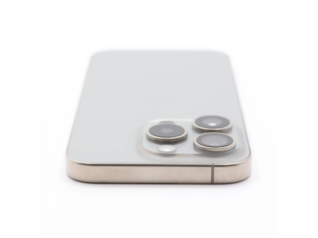 + Ajándékkal és 1 év garanciával! Felújított iPhone 15 Pro 128 GB Natural Titanium