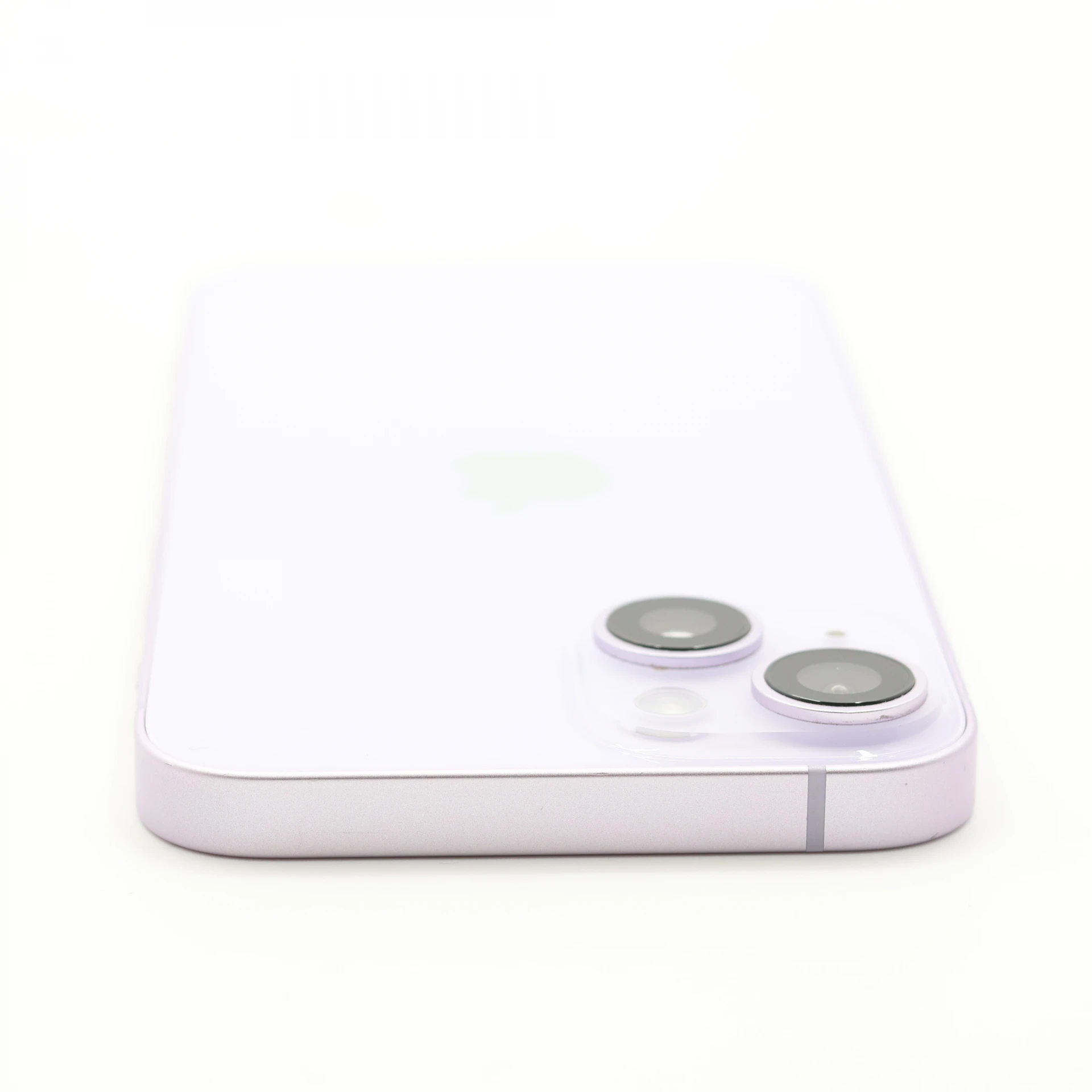 + Ajándékkal és 1 év garanciával! Felújított iPhone 14 128 GB Purple