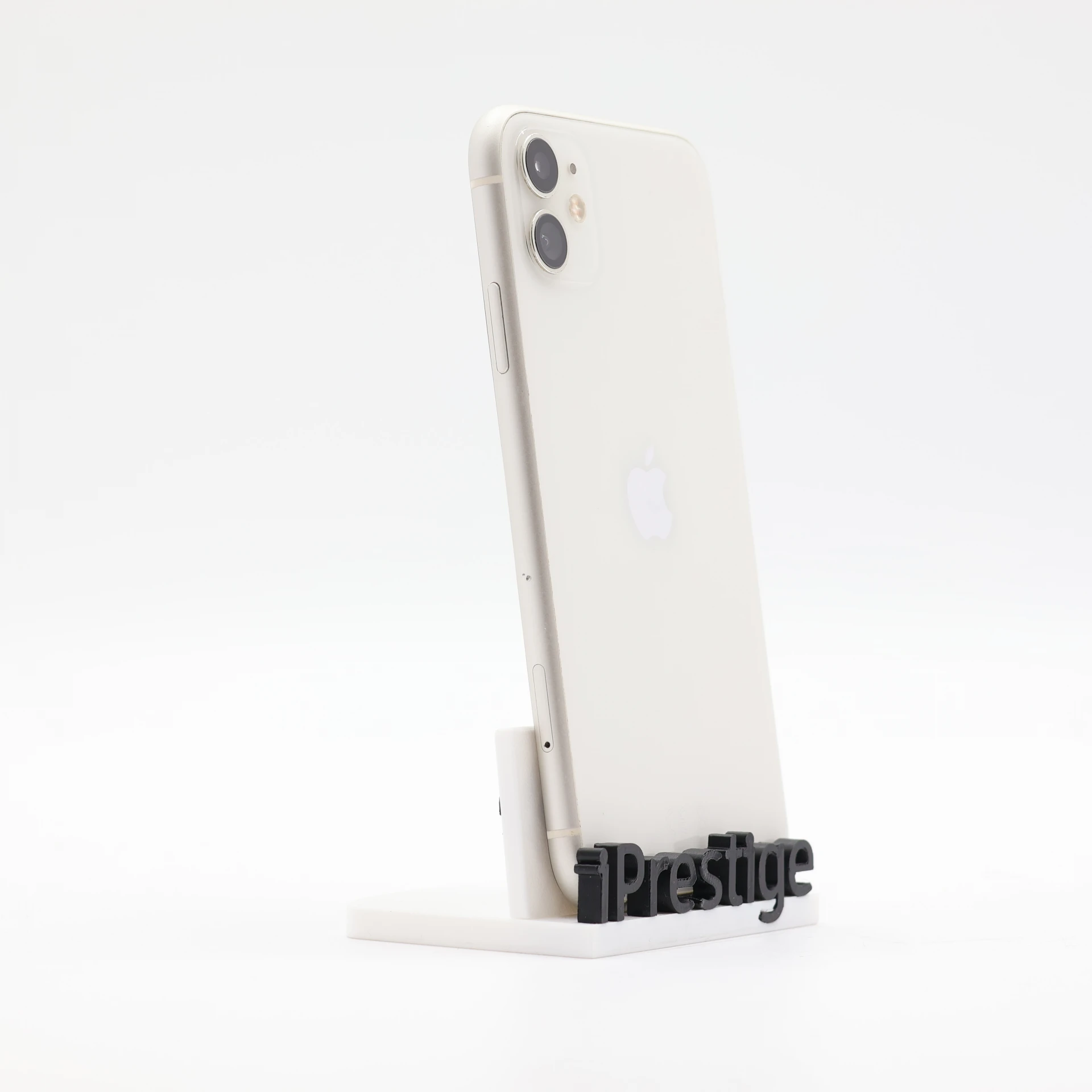 + Ajándékkal és 1 év garanciával! Felújított iPhone 11 64 GB White