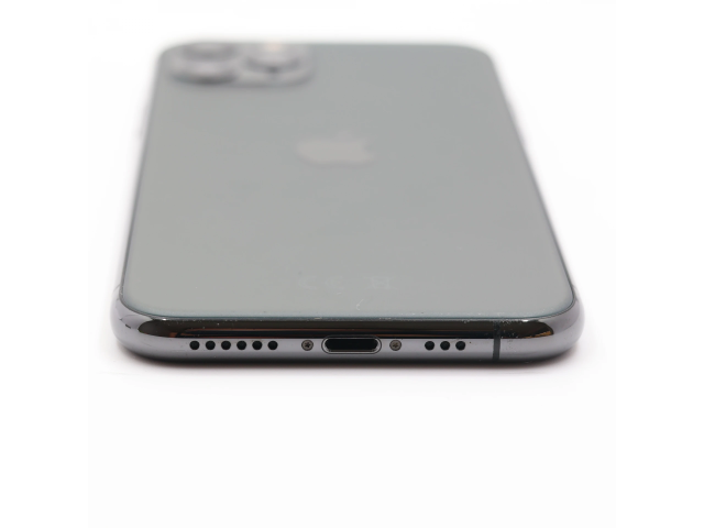 + Ajándékkal és 1 év garanciával! Felújított iPhone 11 Pro 64 GB Space Gray