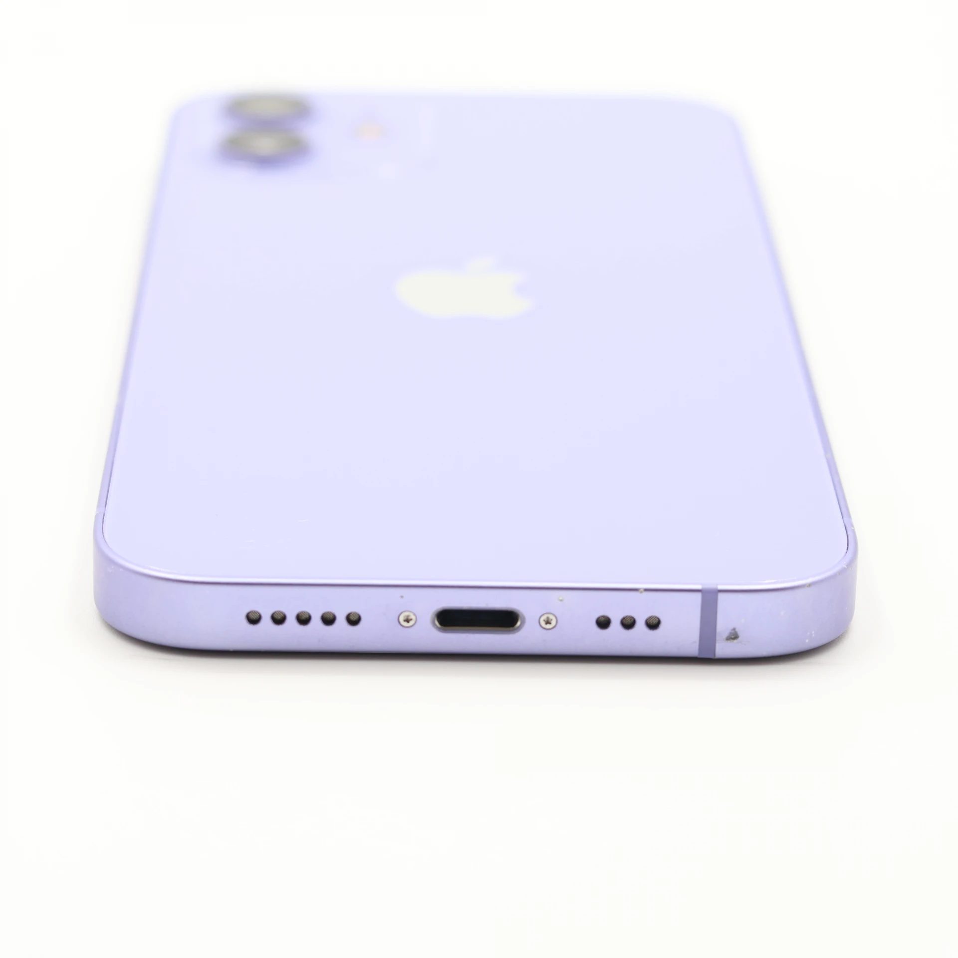 + Ajándékkal és 1 év garanciával! Felújított iPhone 12 64 GB Purple