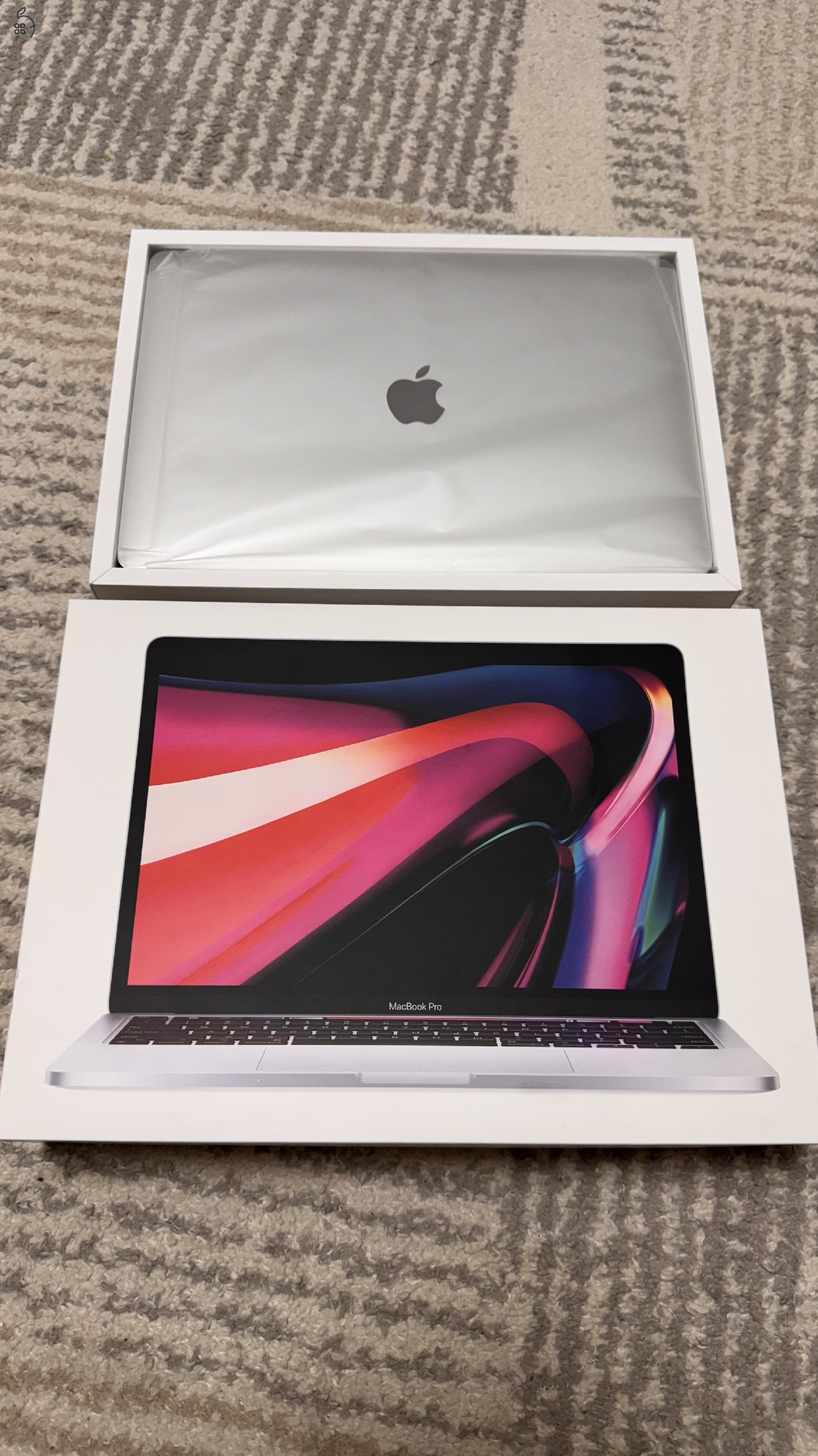 MacBook Pro M1 (13”, 8GB/256GB, 88% akkumulátor)