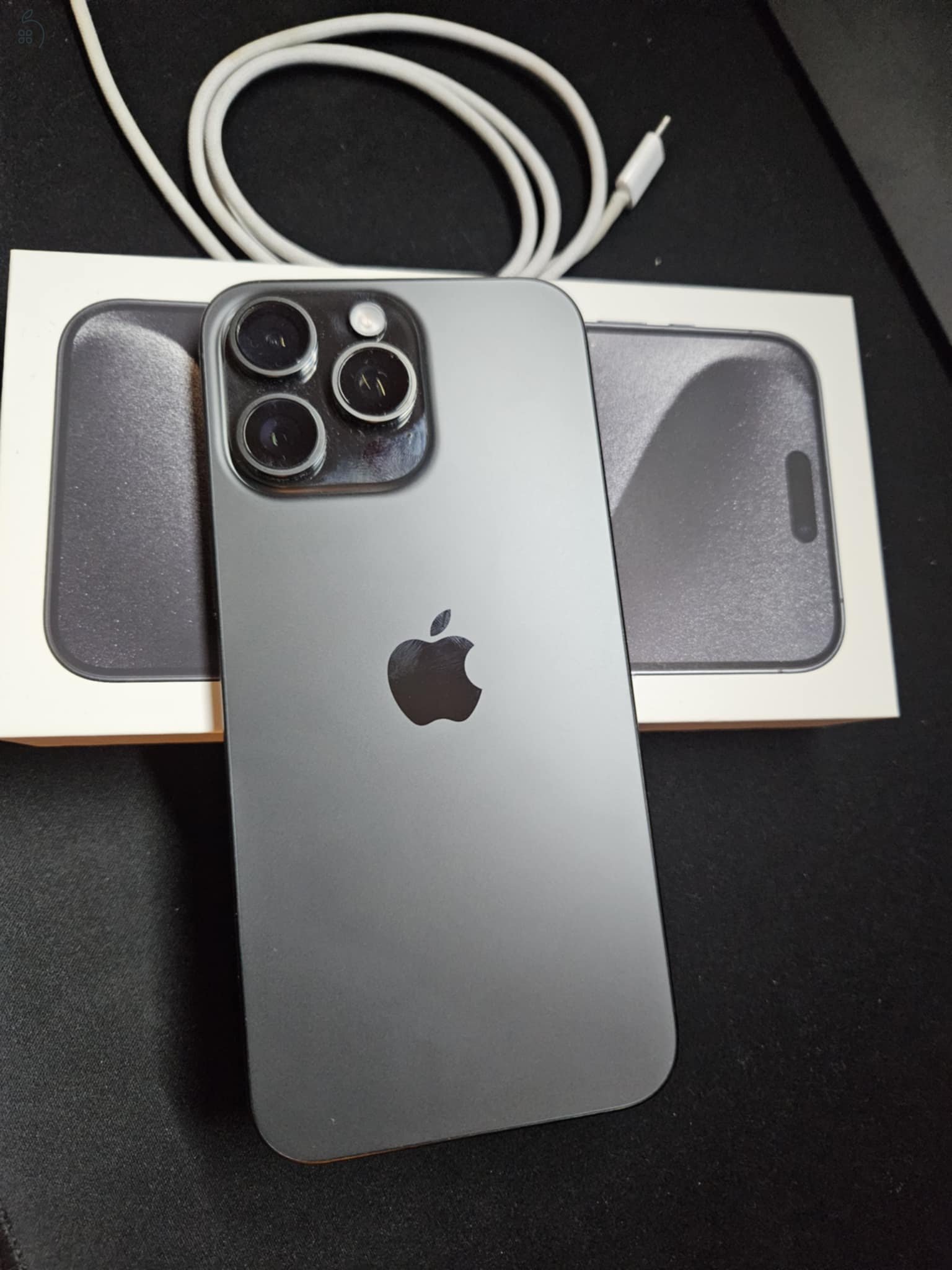 iPhone 15 Pro Max 256 GB + Apple Watch SE 2024 44mm M/L E-SIM