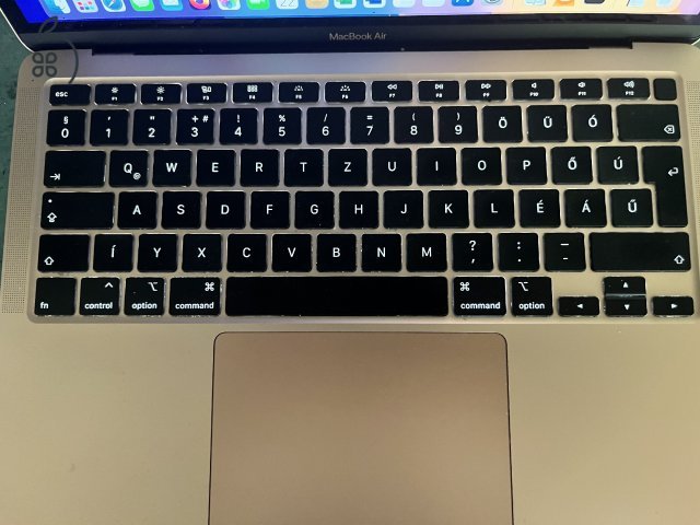MacBook air 13,3 4 mag, i5, 8gb, 250 Gb, 2020.