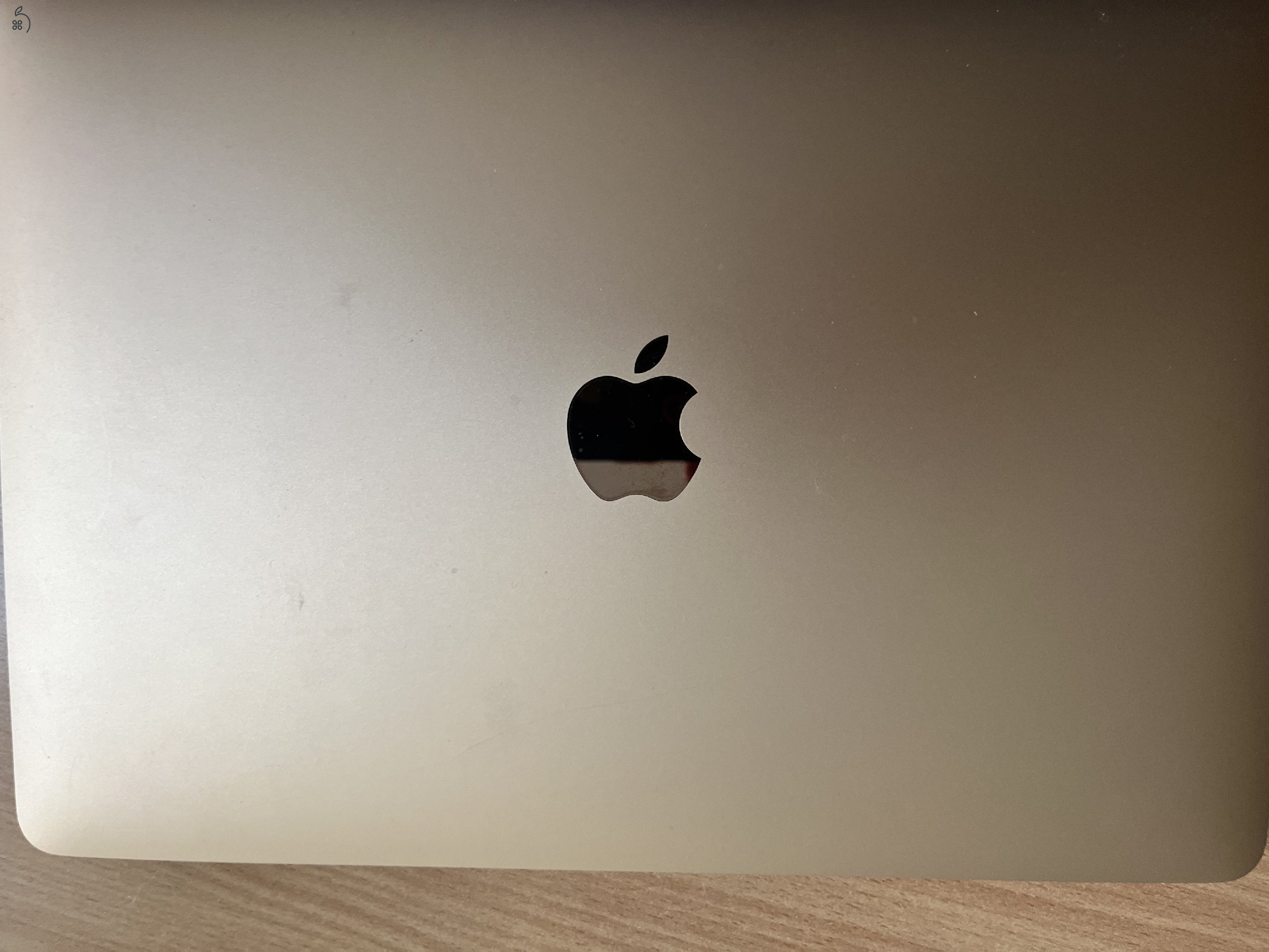 MacBook air 13,3 4 mag, i5, 8gb, 250 Gb, 2020.