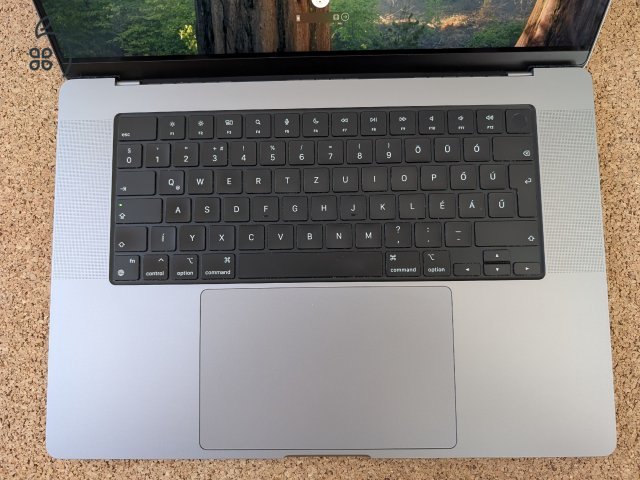 MacBook Pro 16-inch M1 Pro 16GB 512GB SSD - Magyar billentyűzet - Space Gray/asztroszürke - doboz