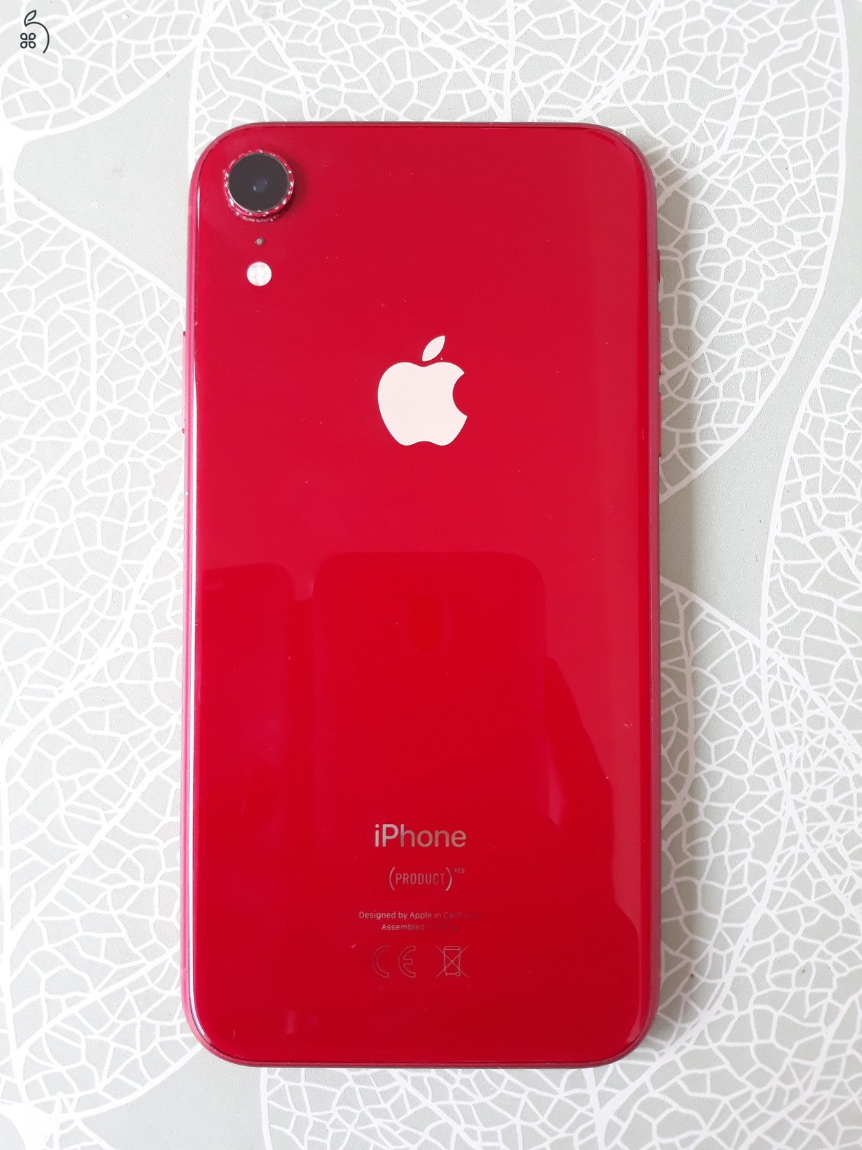 Iphone XR, piros