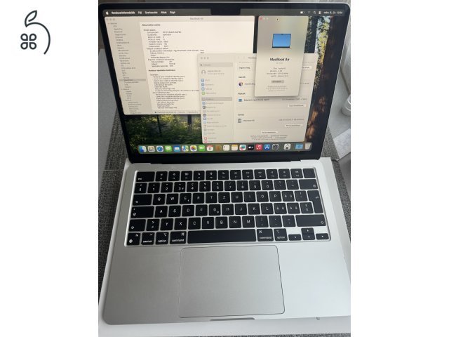 Macbook Air 13' M2 /8Gb ram/ 256Gb SSD