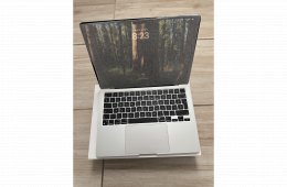 Macbook Air 13' M2 /8Gb ram/ 256Gb SSD