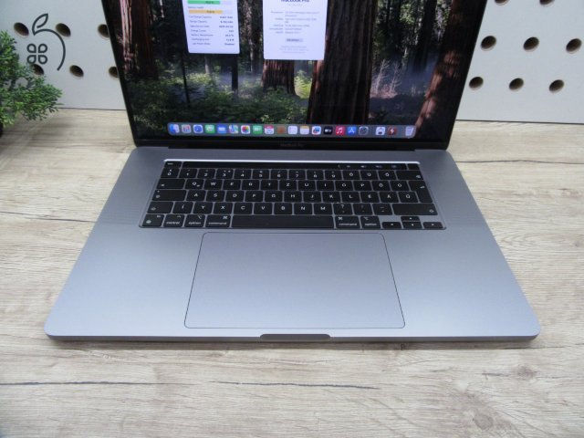 Apple Retina Macbook Pro 16 - 2019 - Használt karcmentes