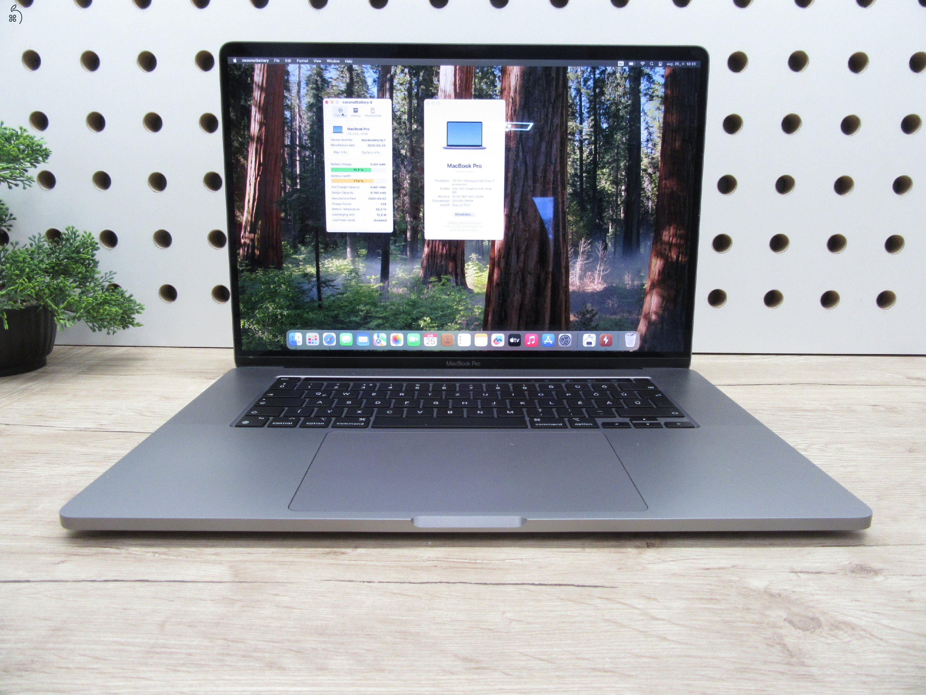 Apple Retina Macbook Pro 16 - 2019 - Használt karcmentes