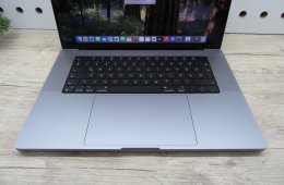 Apple Macbook 16 M1 Pro - 2021 - Használt, szép állapot