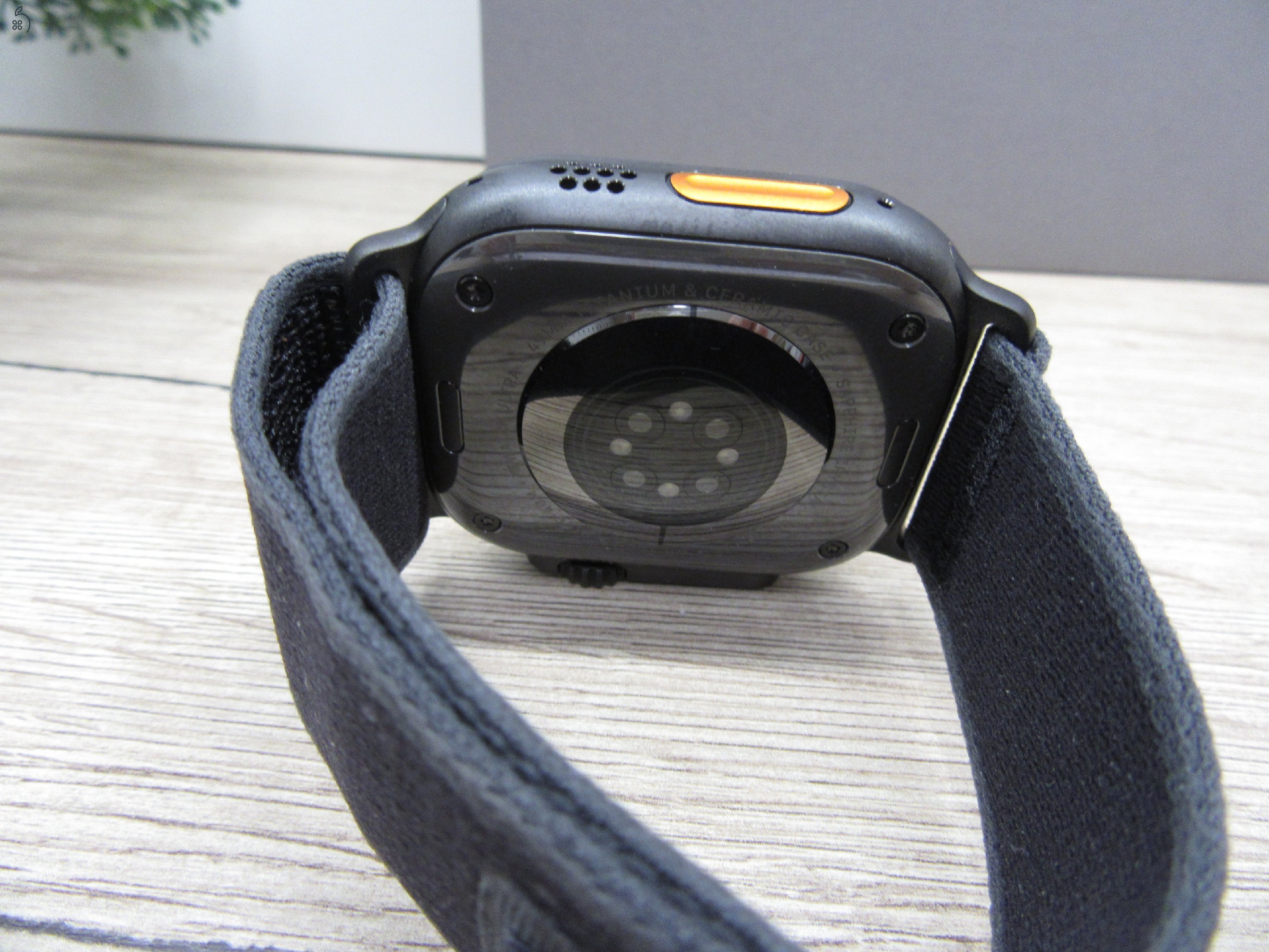 Apple Watch Ultra 2 – Sportokra tervezve, prémium dizájnnal – 49 mm – Használt, karcmentes – 3 hónap garanciával