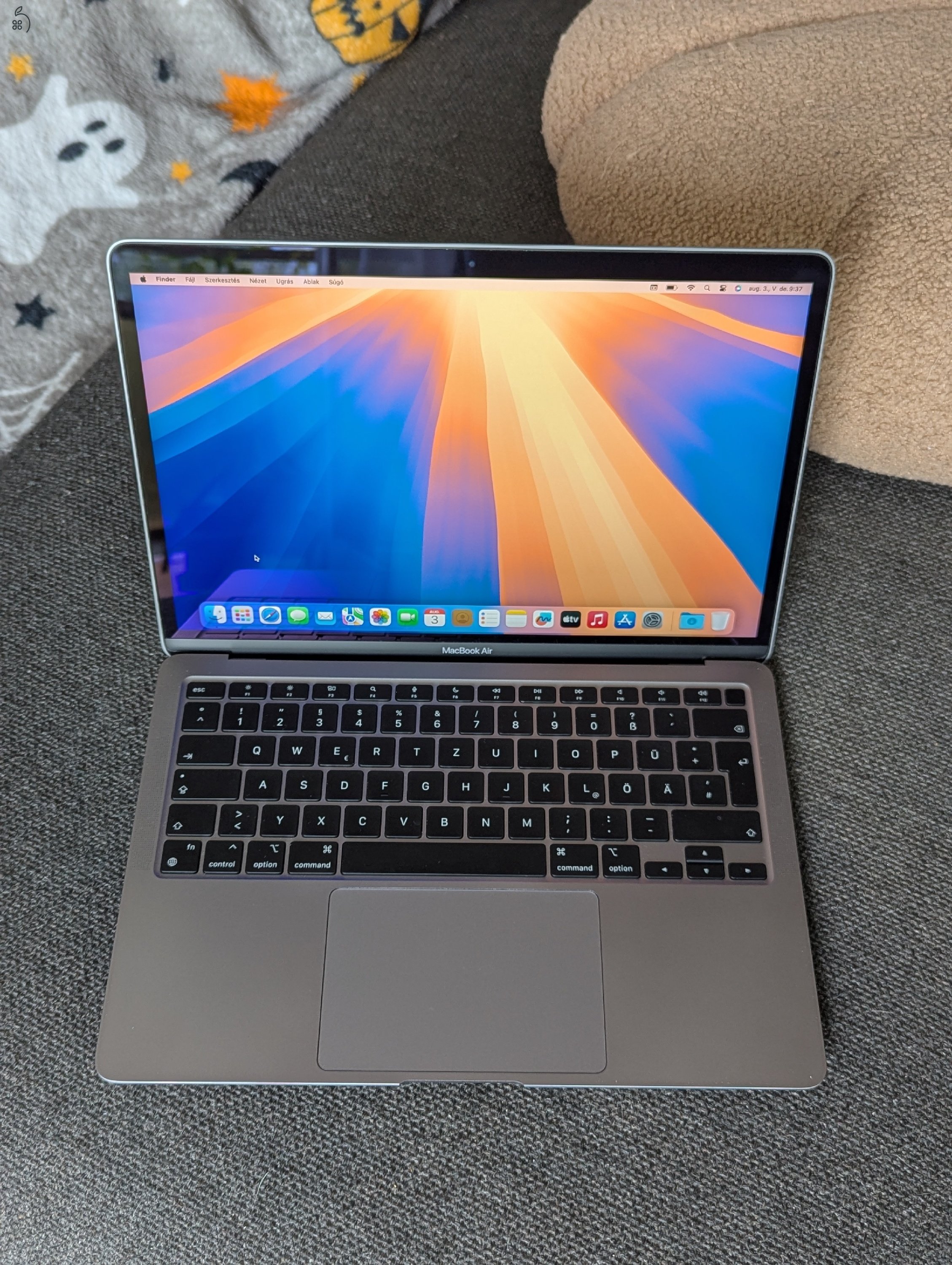 MacBook Air M1 mint az új