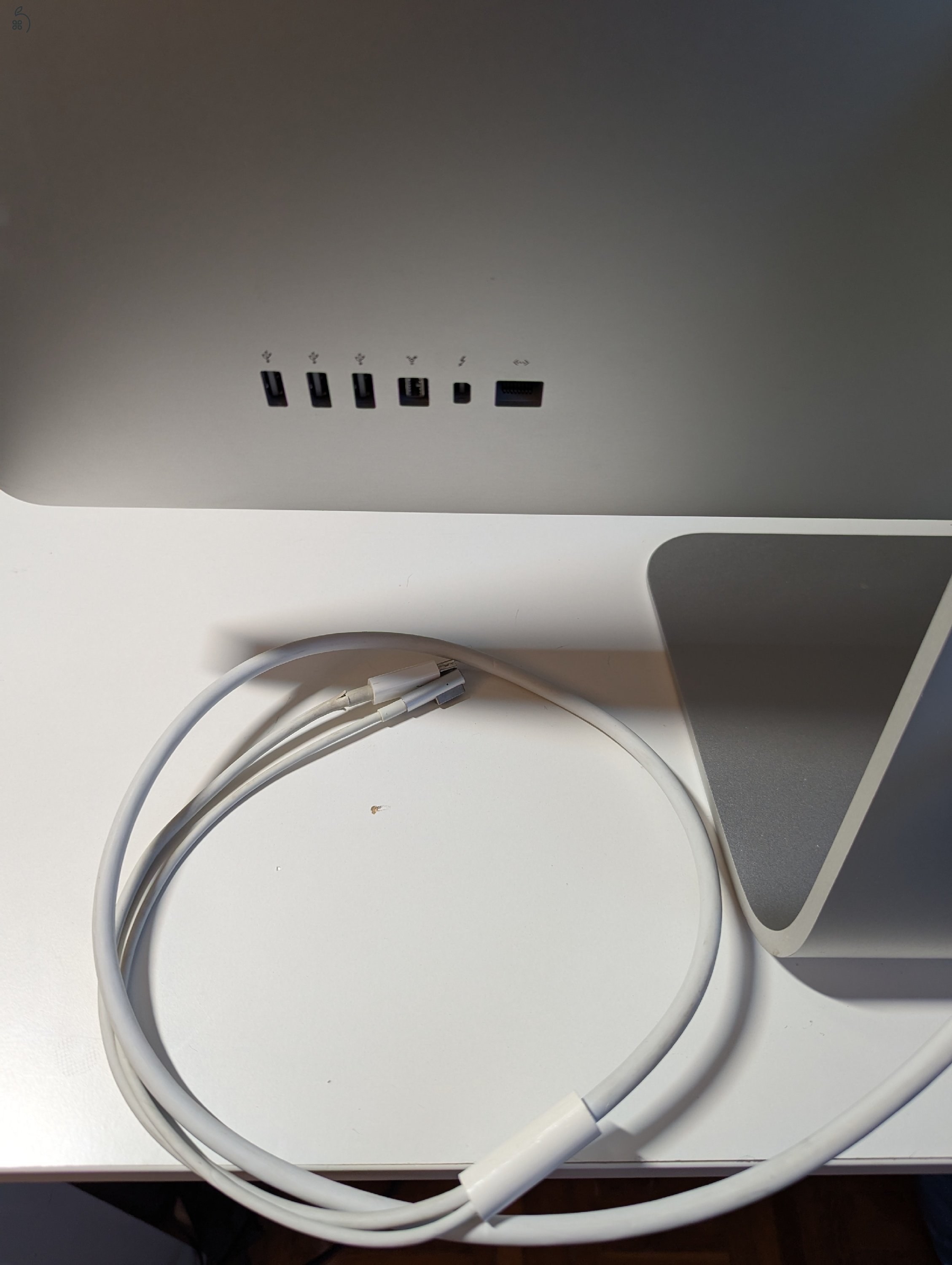 Thunderbolt Display 27