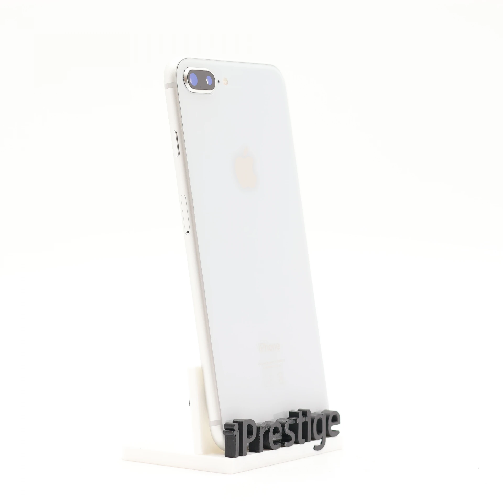 + Ajándékkal és 1 év garanciával! Felújított iPhone 8 Plus 64 GB Silver