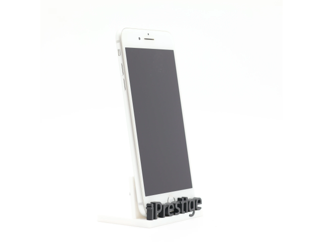 + Ajándékkal és 1 év garanciával! Felújított iPhone 8 Plus 64 GB Silver