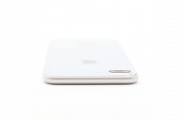 + Ajándékkal és 1 év garanciával! Felújított iPhone 8 Plus 64 GB Silver