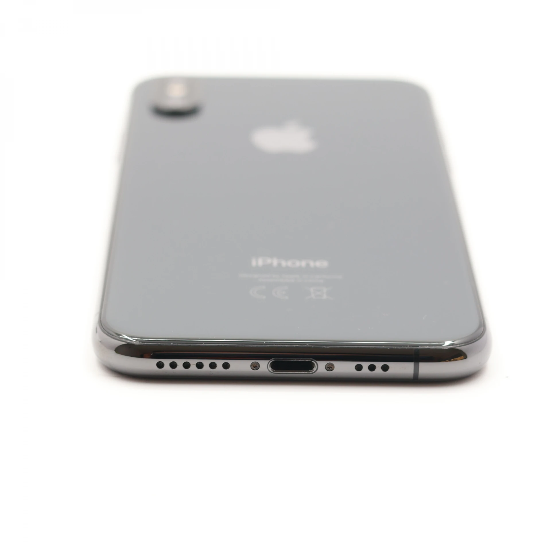 + Ajándékkal és 1 év garanciával! Felújított iPhone XS 64 GB Space Gray