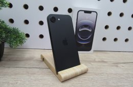 Apple iPhone 16e – Újszerű állapot, erős akku – 128 GB – Használt, karcmentes – Gyári garanciával