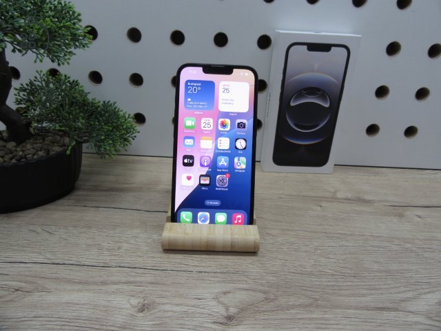 Apple iPhone 16e – Újszerű állapot, erős akku – 128 GB – Használt, karcmentes – Gyári garanciával