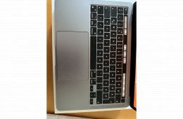 MacBook Pro M2
