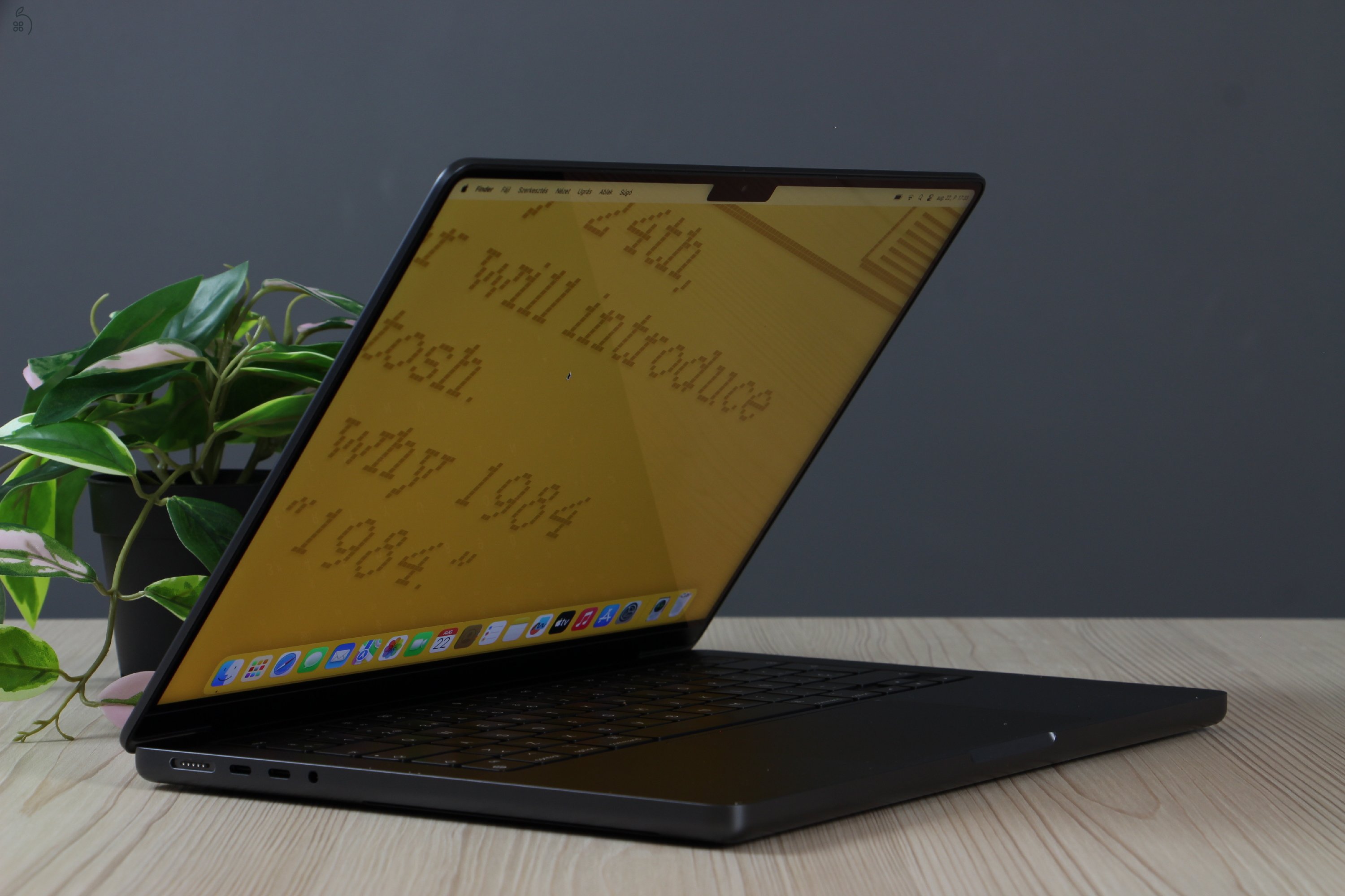 Apple Macbook Pro 14