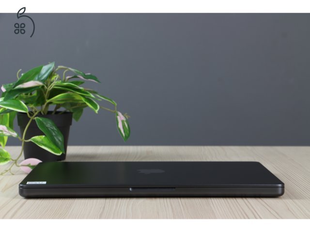 Apple Macbook Pro 14