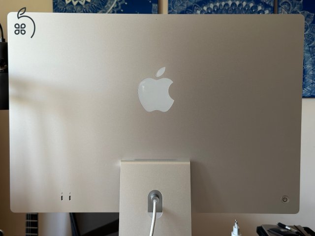 iMac 24