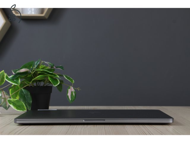 Apple Macbook Pro 16