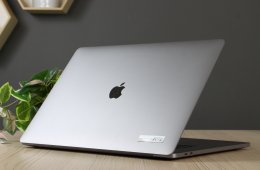 Apple Macbook Pro 16