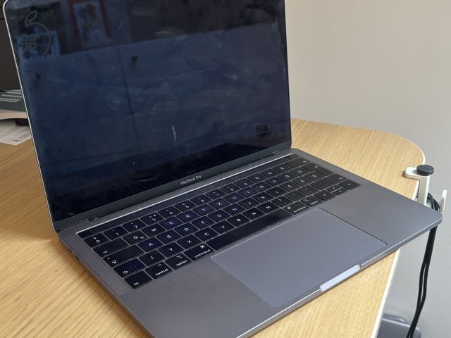 MacBook Pro 13