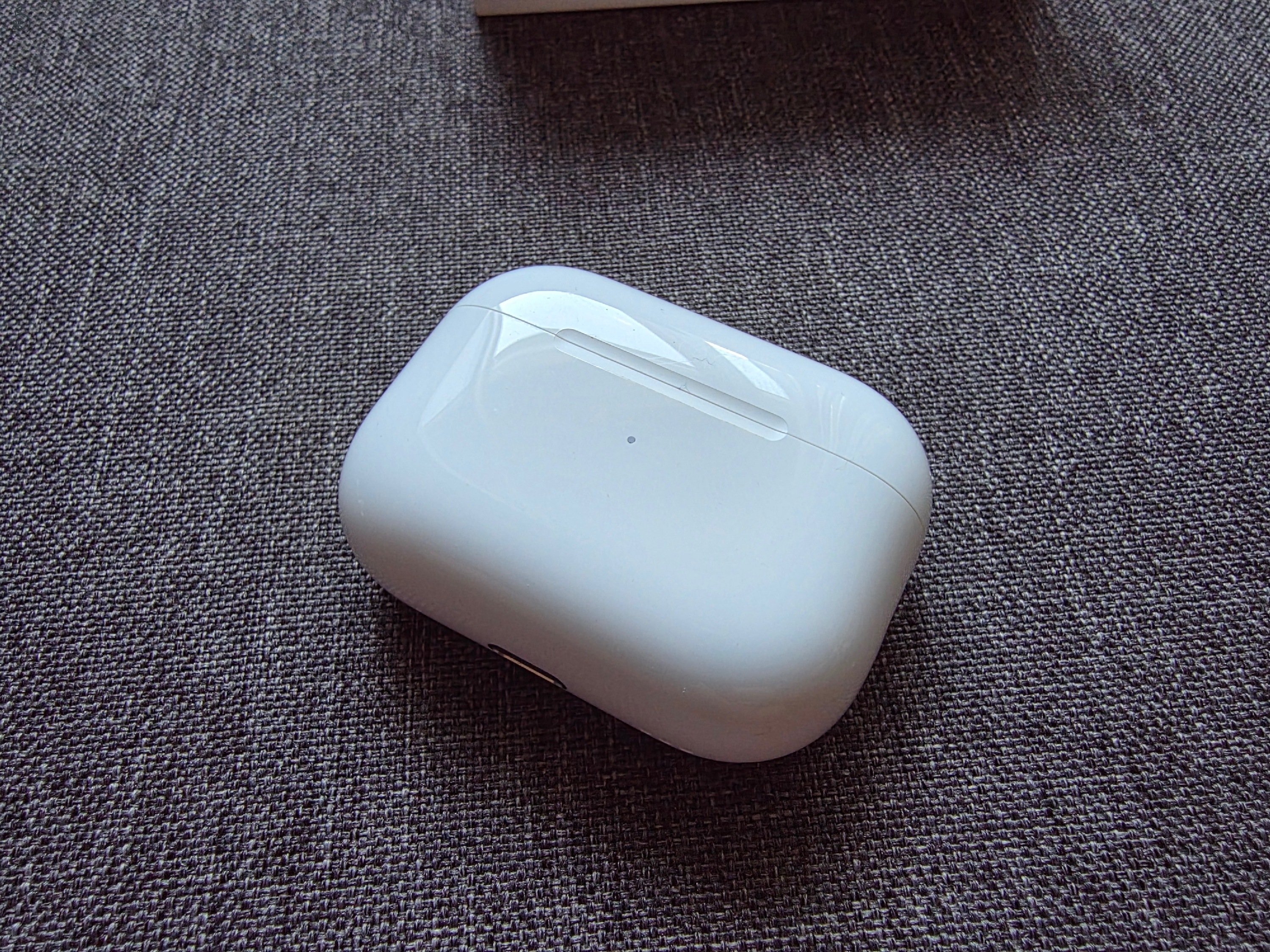 AirPods Pro 2.gen (USB C + MagSafe)