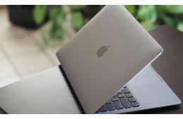 MacBook Air (M1, 2020)