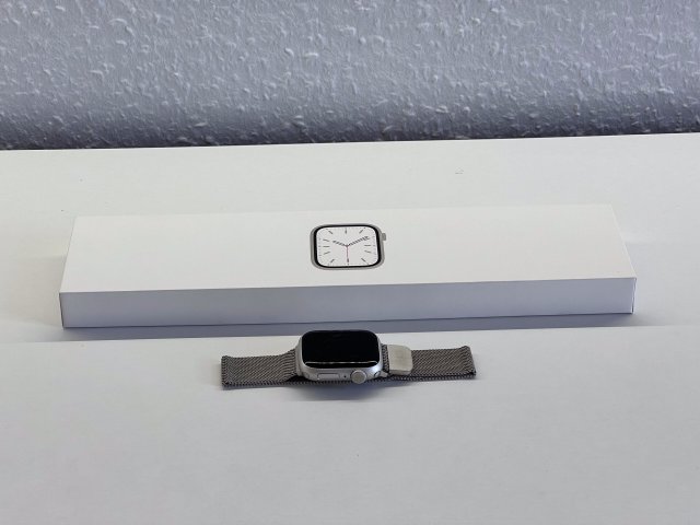 Hibátlan Apple Watch S7 Starlight 41mm 2 ÉV Garanciával Számlával