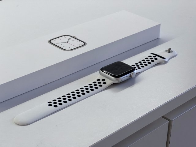 Apple Watch SE Silver 40mm 2 ÉV Garanciával Számlával