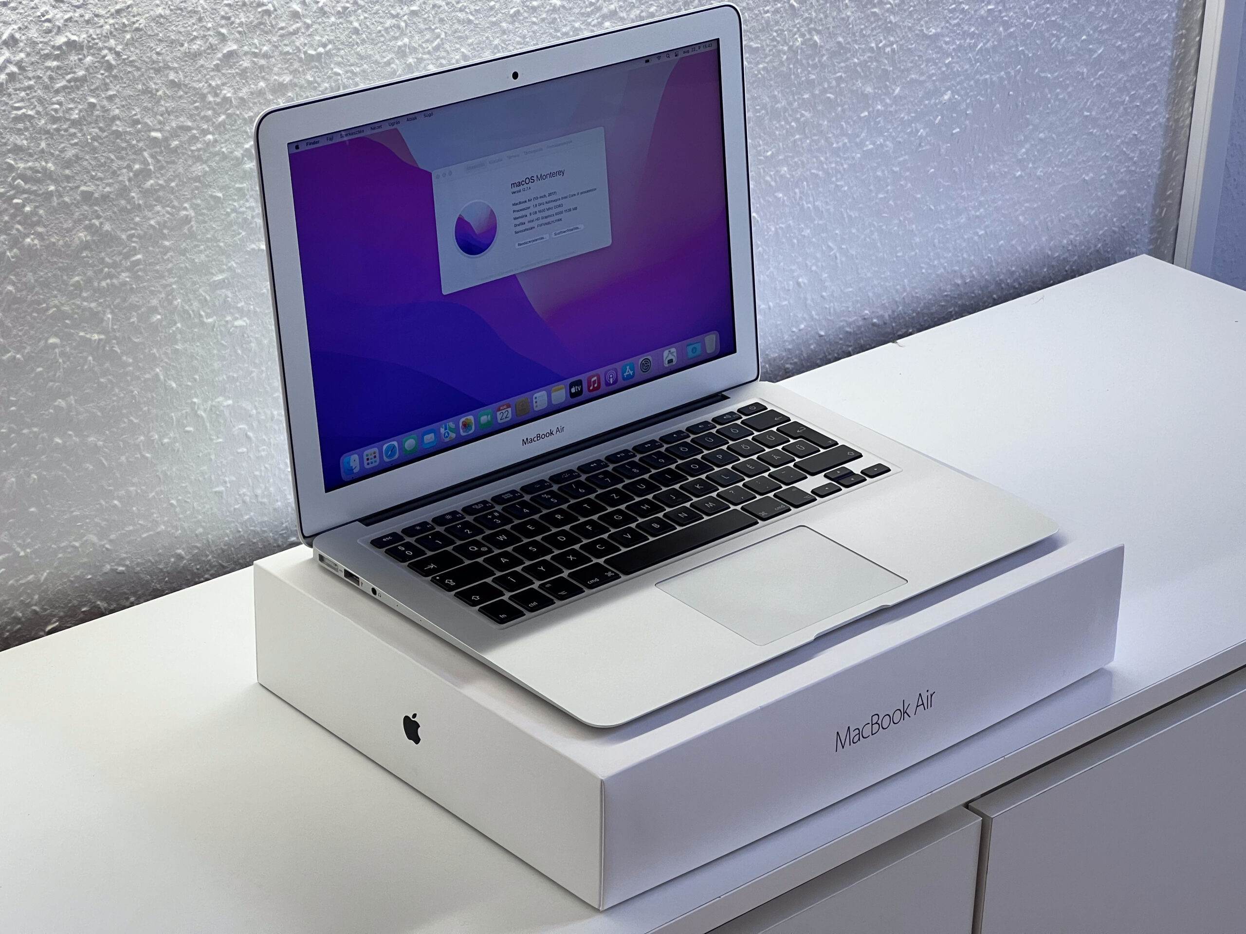Hibátlan MacBook Air 2017 13 128GB 2 ÉV Garanciával Számlával