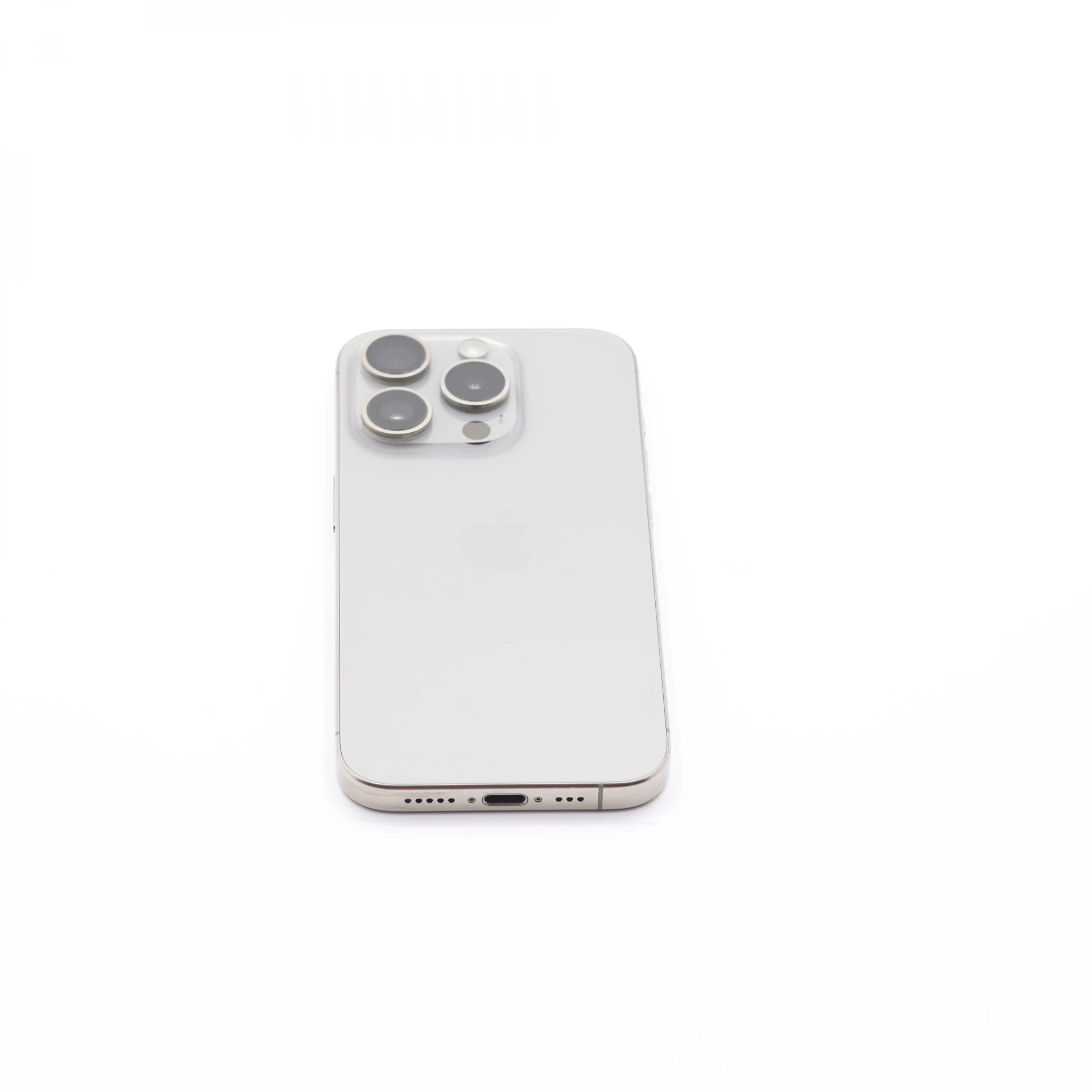 + Ajándékkal és 1 év garanciával! Felújított iPhone 15 Pro 128 GB Natural Titanium