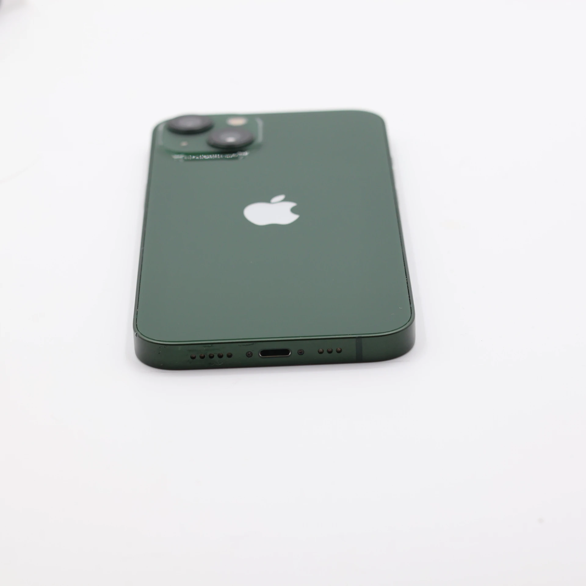 + Ajándékkal és 1 év garanciával! Felújított iPhone 13 128 GB Green