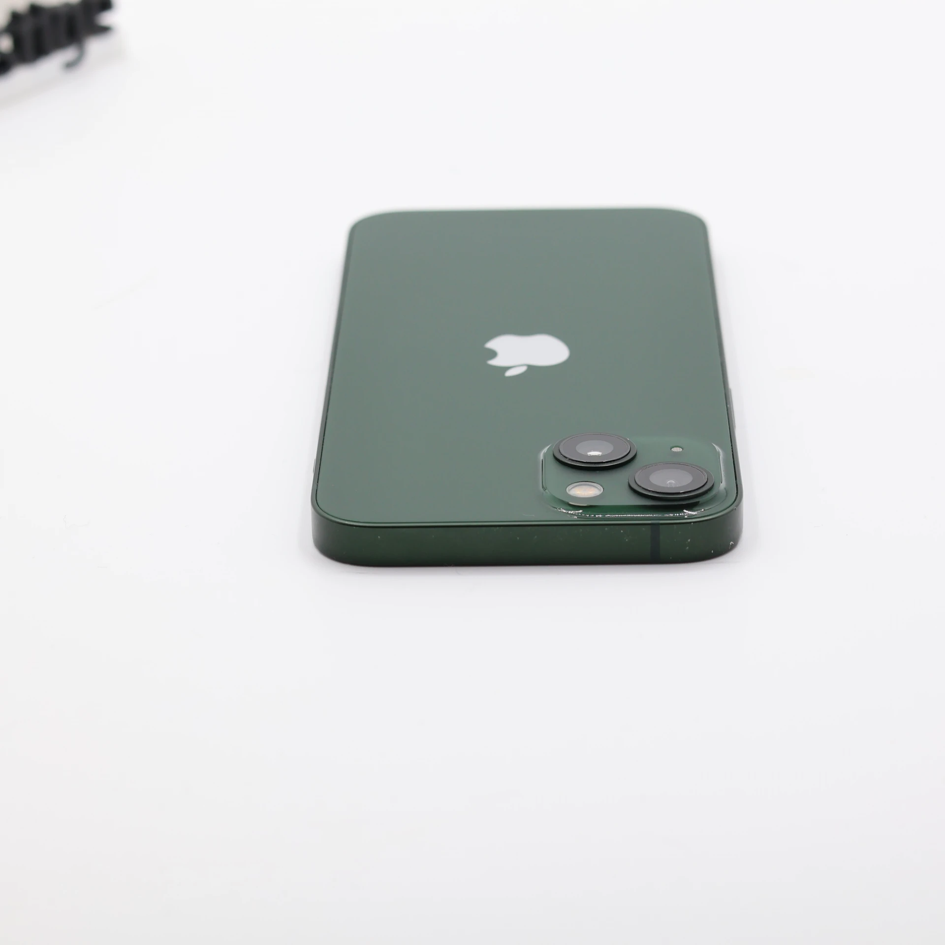 + Ajándékkal és 1 év garanciával! Felújított iPhone 13 128 GB Green