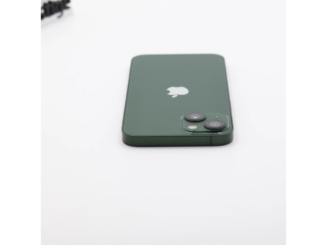 + Ajándékkal és 1 év garanciával! Felújított iPhone 13 128 GB Green