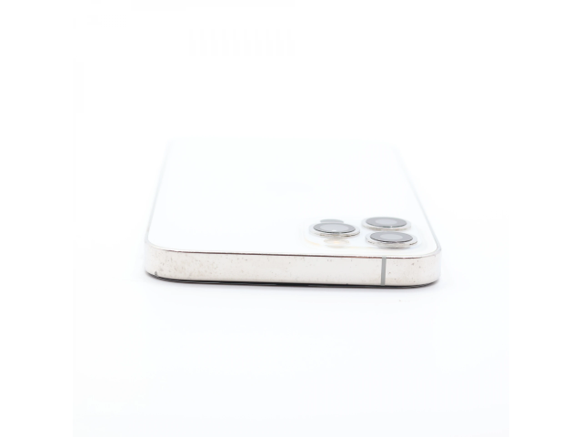 + Ajándékkal és 1 év garanciával! Felújított iPhone 12 Pro 128 GB Silver