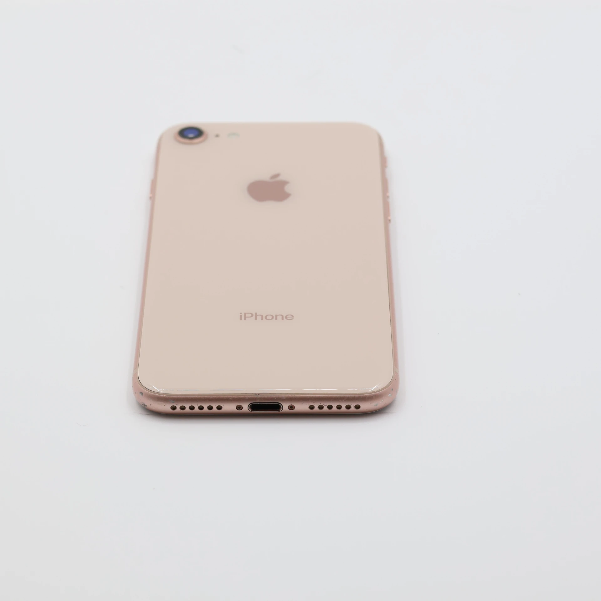 1 év garanciával! Felújított iPhone 8 64 GB Rose Gold