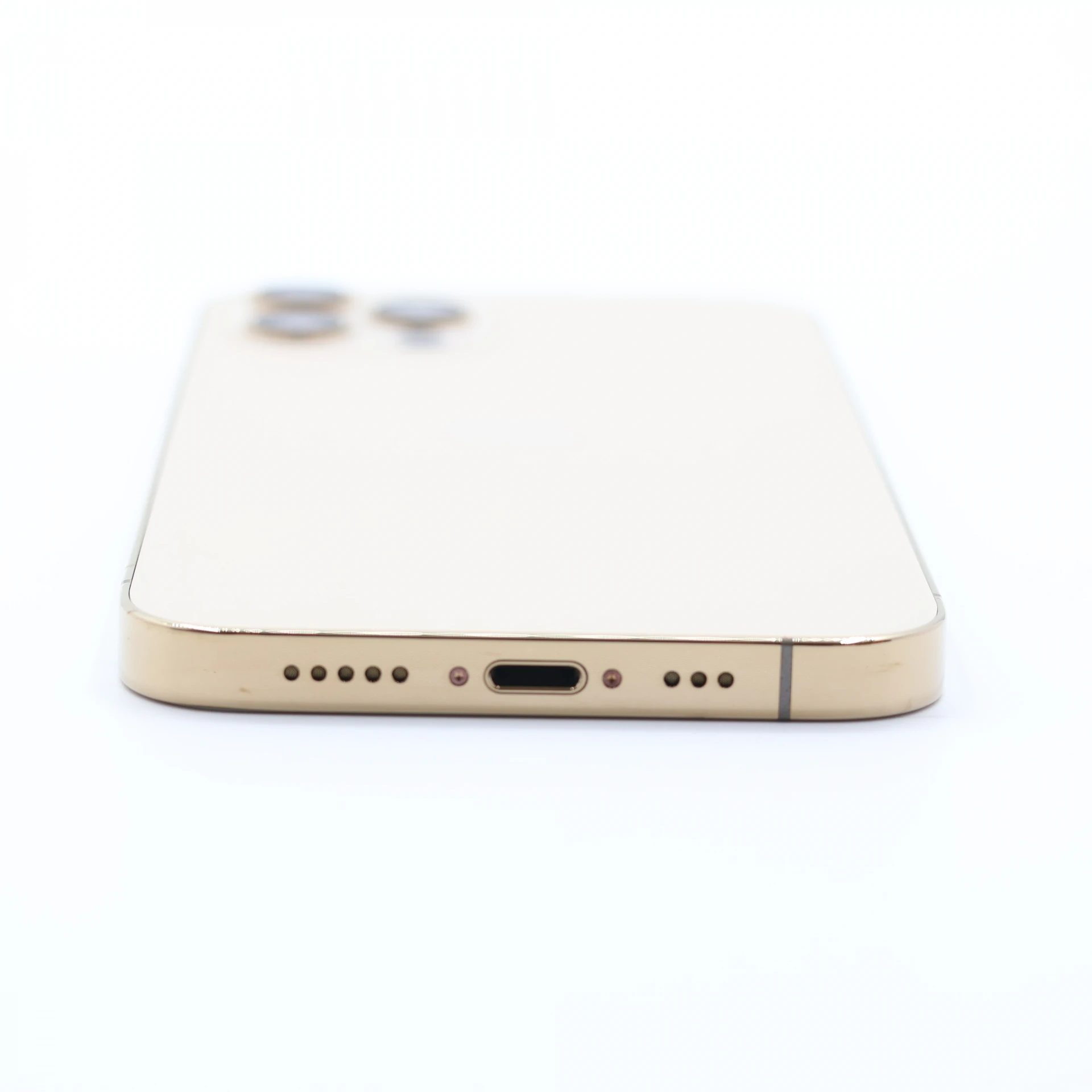 + Ajándékkal és 1 év garanciával! Felújított iPhone 12 Pro 256 GB Gold