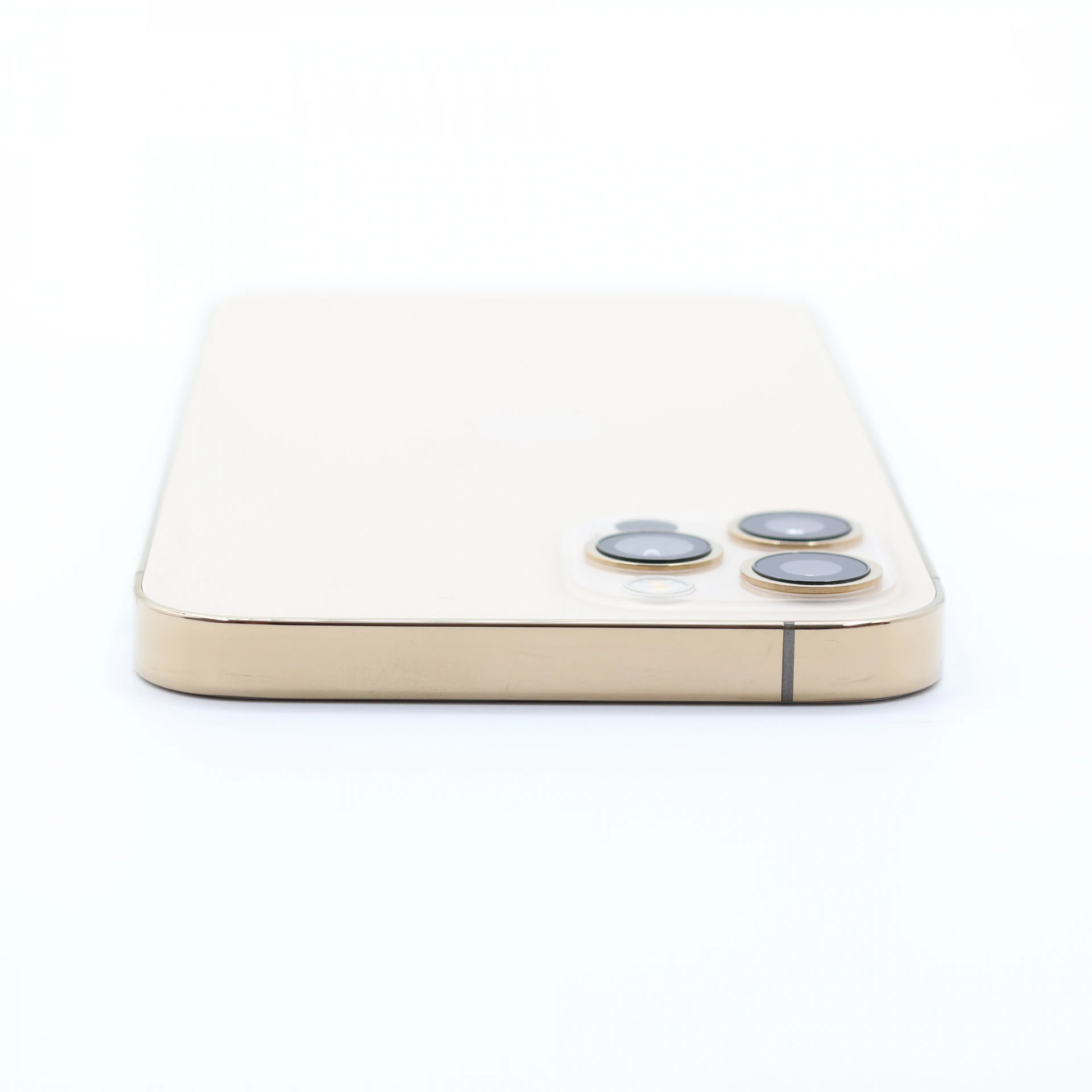 + Ajándékkal és 1 év garanciával! Felújított iPhone 12 Pro 256 GB Gold