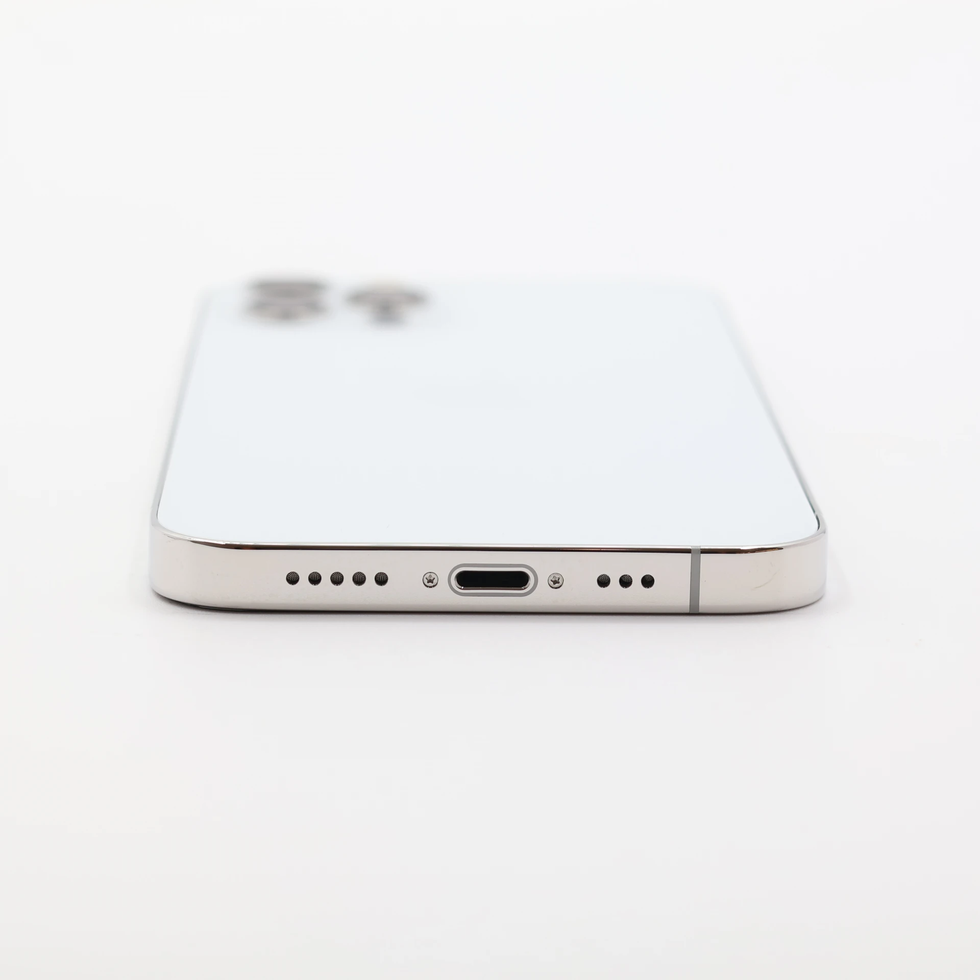 + Ajándékkal és 1 év garanciával! Felújított iPhone 12 Pro 256 GB Silver