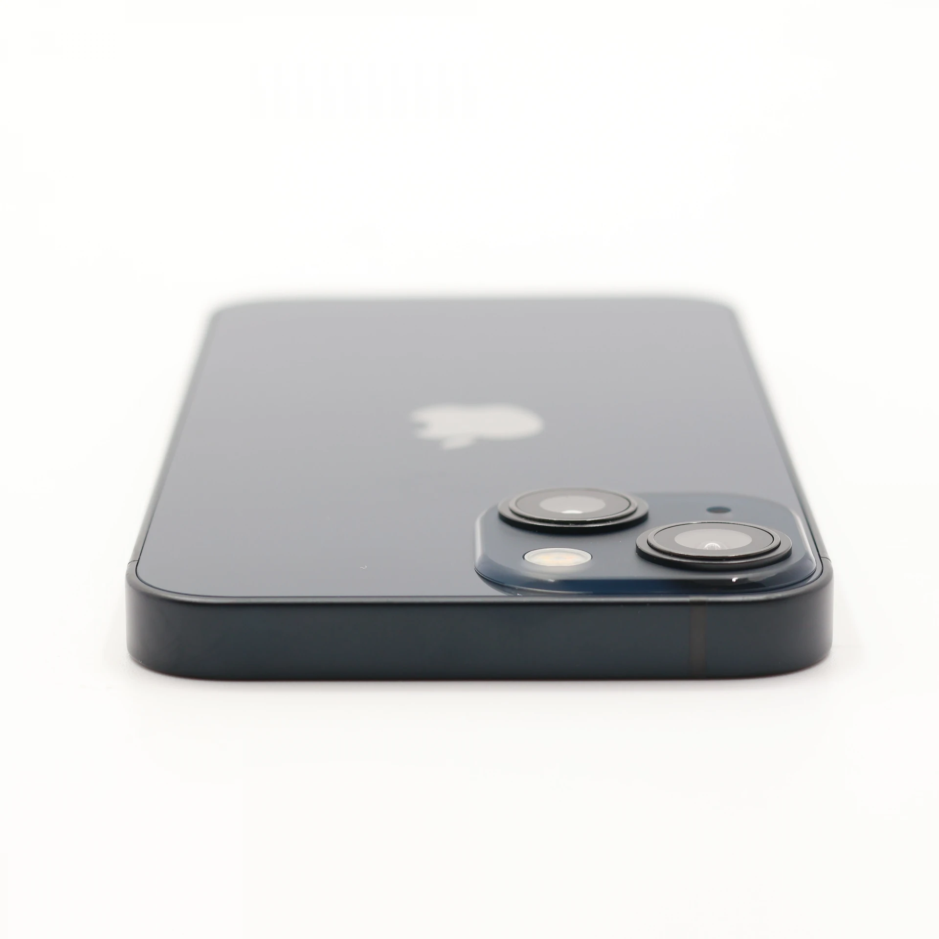 + Ajándékkal és 1 év garanciával! Felújított iPhone 13 Mini 256 GB Midnight