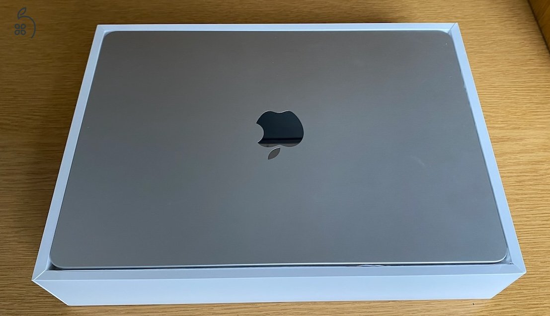 MacBook Air 13-inch, M4, 2025  16/256 GB